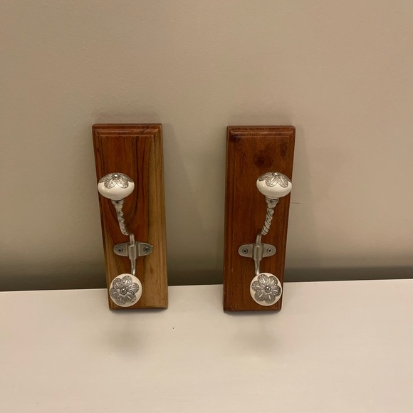 Set of 2 large Hooks - Picture 3 of 4